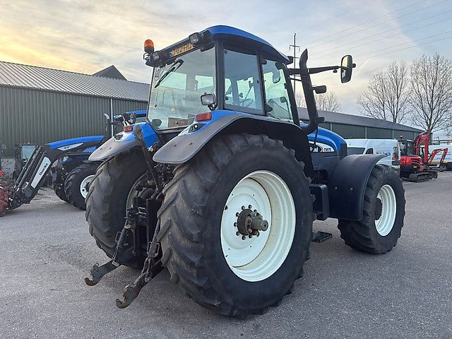 New Holland TM 190