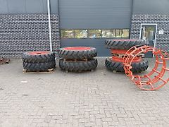 Fendt Cultuurwielen 340/85 R48 en 320/90 R32 met dubbellucht