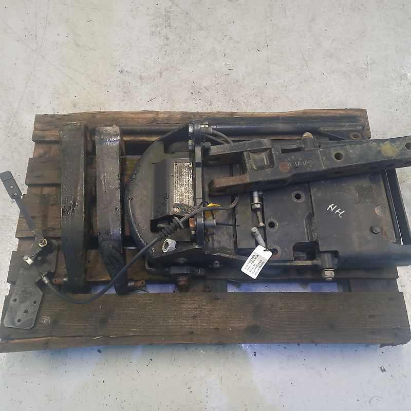 New Holland TS135A (Spare part/Reservedel/Ersatzteil)