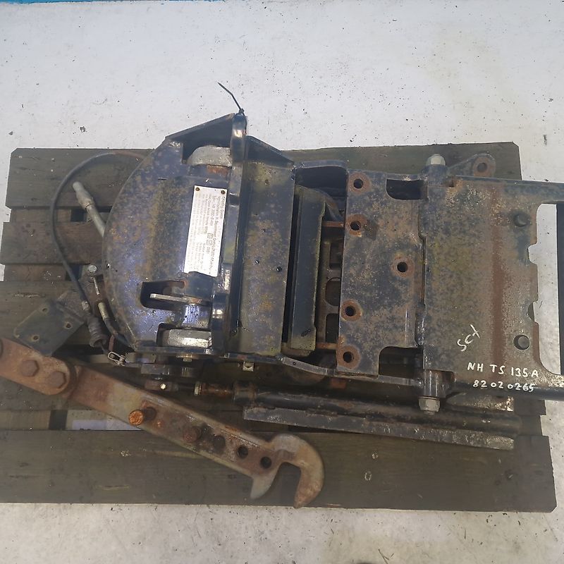New Holland TS135A (Spare part/Reservedel/Ersatzteil)