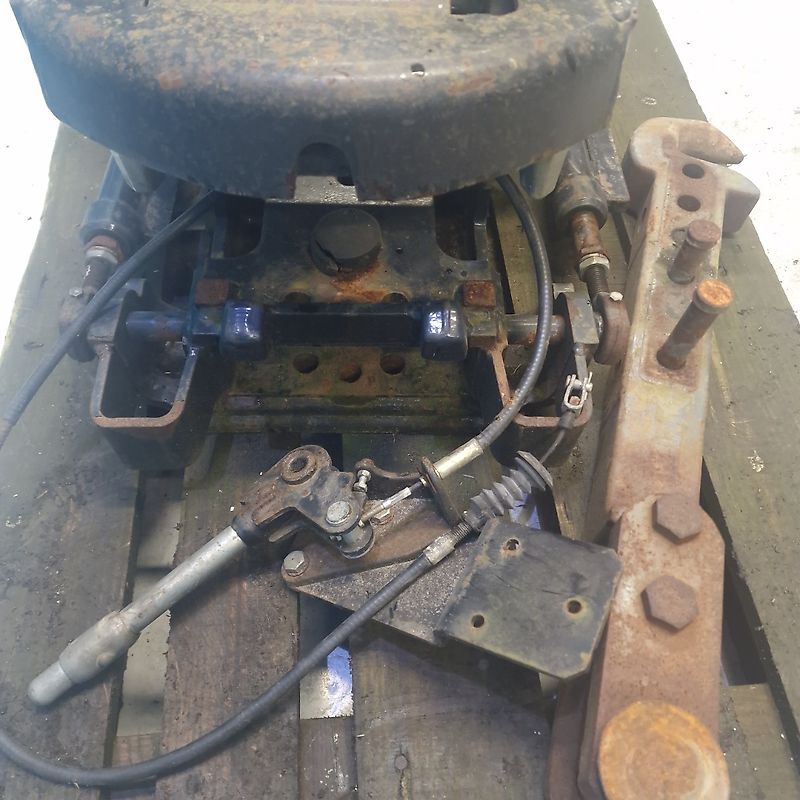 New Holland TS135A (Spare part/Reservedel/Ersatzteil)