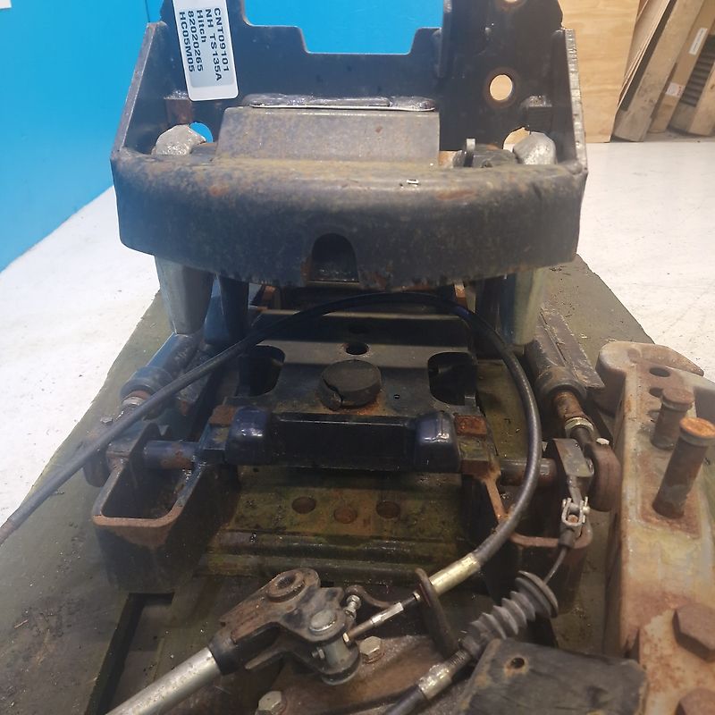 New Holland TS135A (Spare part/Reservedel/Ersatzteil)