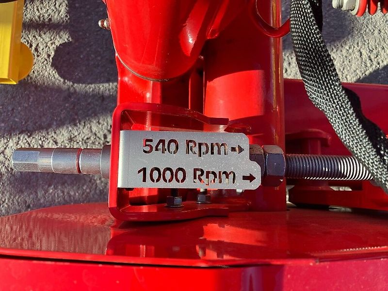 Pöttinger Novadisc 302