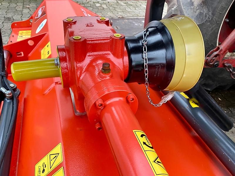 Kuhn BPR 280 Front- und Heckanbau