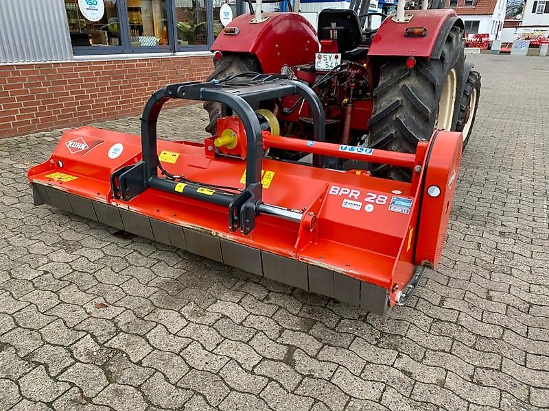 Kuhn BPR 280 Front- und Heckanbau