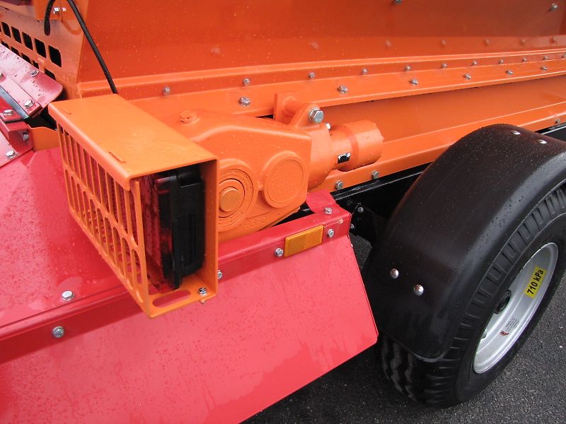 Pronar Salz- Sandstreuer T 130, ca 2 m², NEU