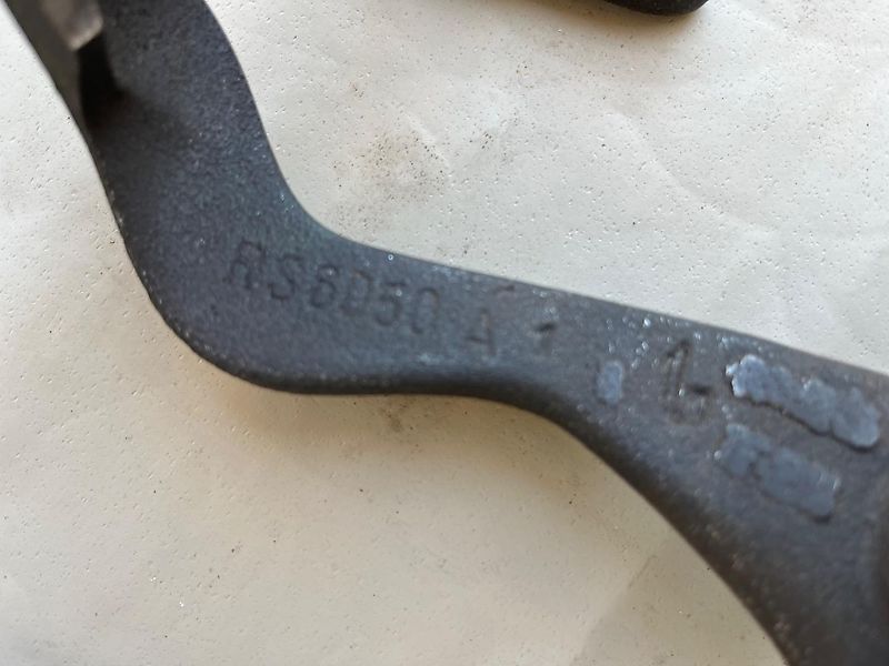 New Holland oder Hesston Messerhebel R6050 für Großpackenpresse, Stückpreis