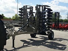 Rolex Hydraulische Scheibenegge / Hydraulic discs harrow / Dechaumeur à disques / Erpice a dischi / Гидравлическая дисковая борона / Brona talerzowa hydraulicznie składana ciężka 4 m