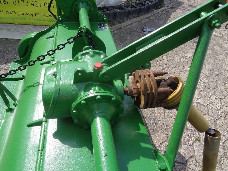 Celli Keine Maschio Bodenfräse 200cm Celli Modell E 205 cm Arbeitsbreite 4 Gang Schaltgetriebe seitliche Stützräder zur exakten Arbeitstiefeneinstellung Fremdkörpersicherung über Lamellenkupplung