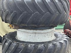 Michelin 650/65 R42