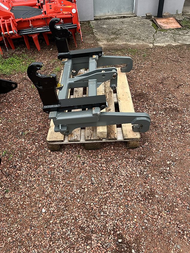 Bressel und Lade Adapterrahmen Volvo Aufnahme -- 3 Punkt