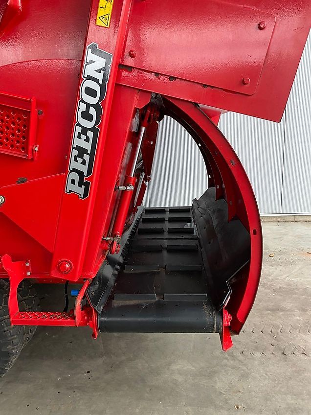 Peecon Biga 15-200 Twin Scoop