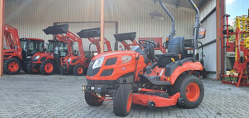 Kioti CS2610 mit Mähwerk 137cm TOP ZUSTAND