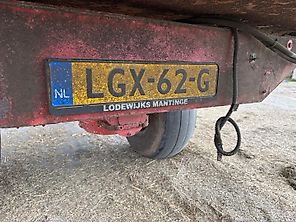RMH WAV 18 voermengwagen