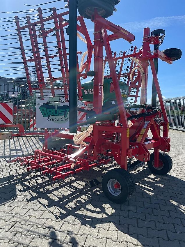 Heva Weeder HD 600 Striegel mit GPS Sägerät von Agro-Masz 6 Meter