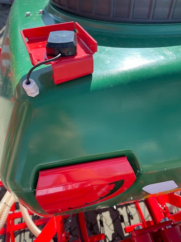 Heva Weeder HD 600 Striegel mit GPS Sägerät von Agro-Masz 6 Meter