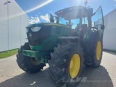 John Deere 6210R