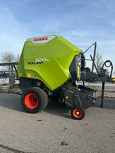 Claas Rollant 520 RC