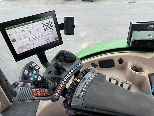 Fendt 724 PROFI PLUS