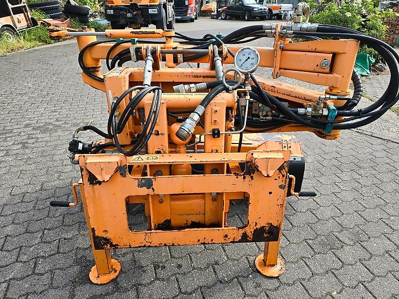 Dücker MGK 13 Randstreifenmäher Randstreifenmähgerät Böschungsmulcher Böschungsmäher Seitenmulcher Mähausleger für Ladog Multicar Hansa Unimog u300 300 400 500 327 323 530 405