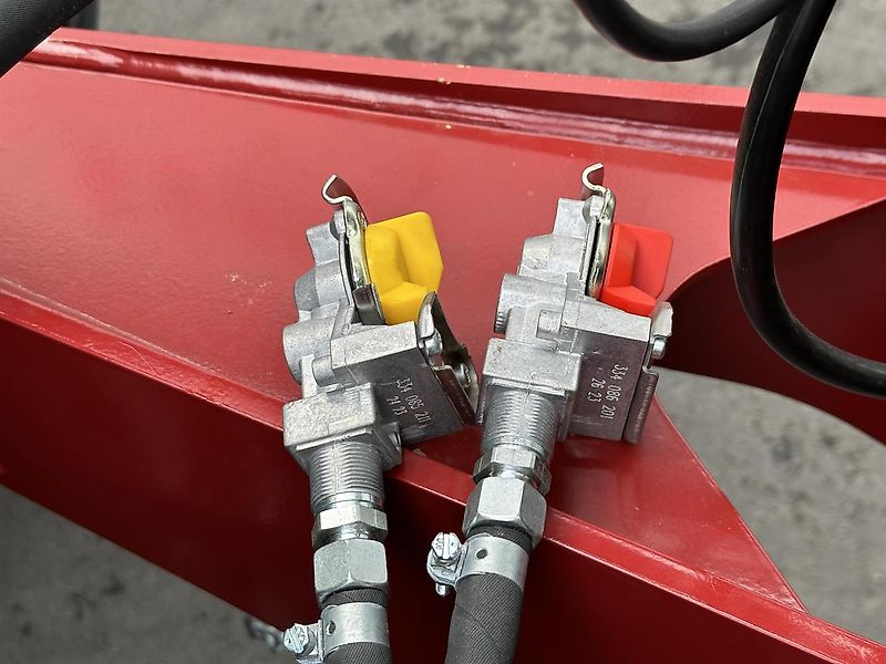 Strautmann VERTI-MIX 2401 Double
