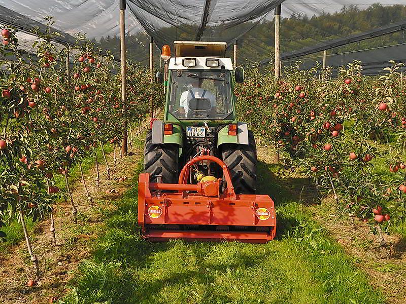 Humus WM Im Obst-/Weinbau zum Mulchen und Rebholzzerkleinern