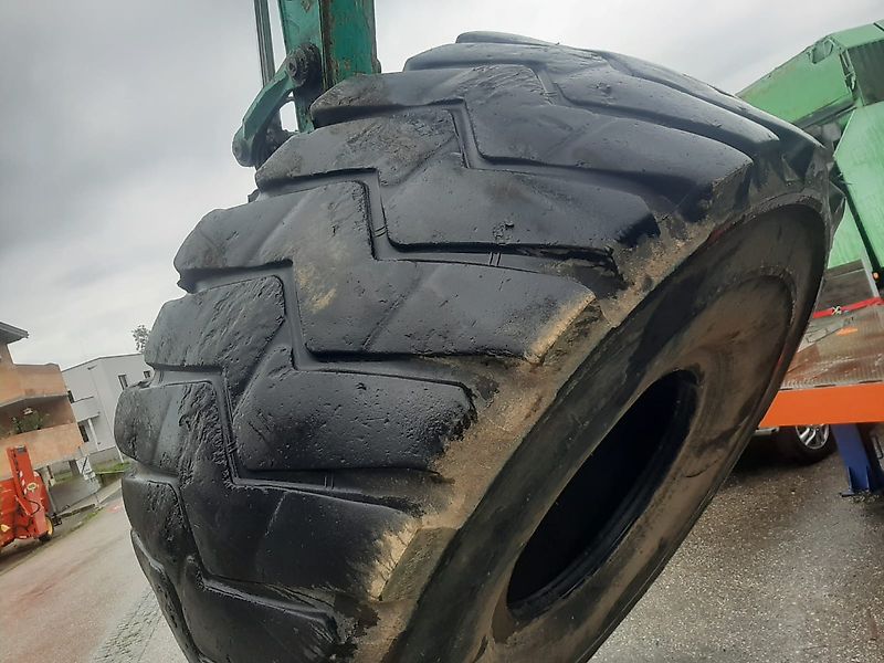 Michelin 37.25R35 XTS
