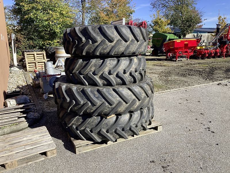 Alliance 420/85 R30 + 420/80 R46