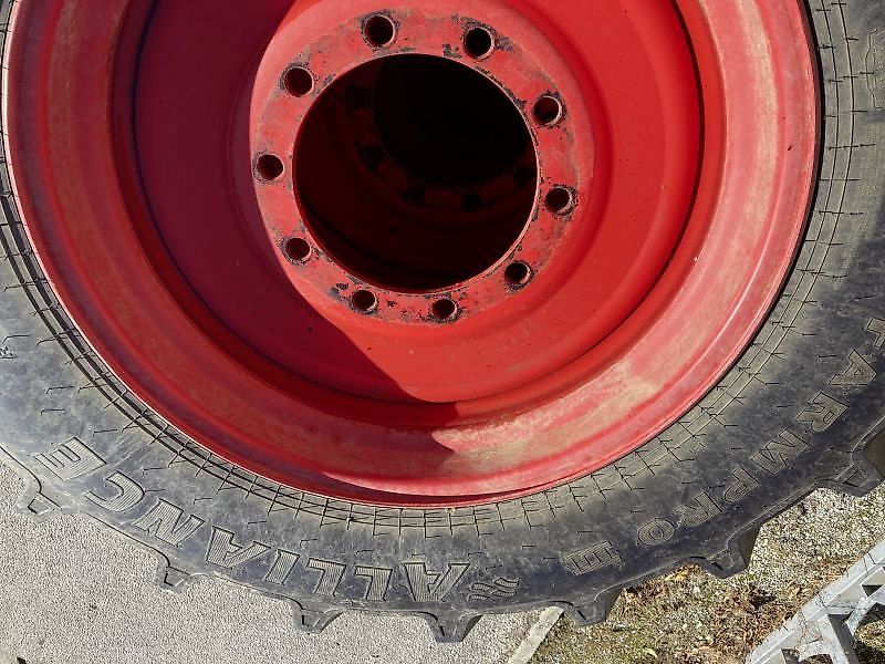 Alliance 420/85 R30 + 420/80 R46