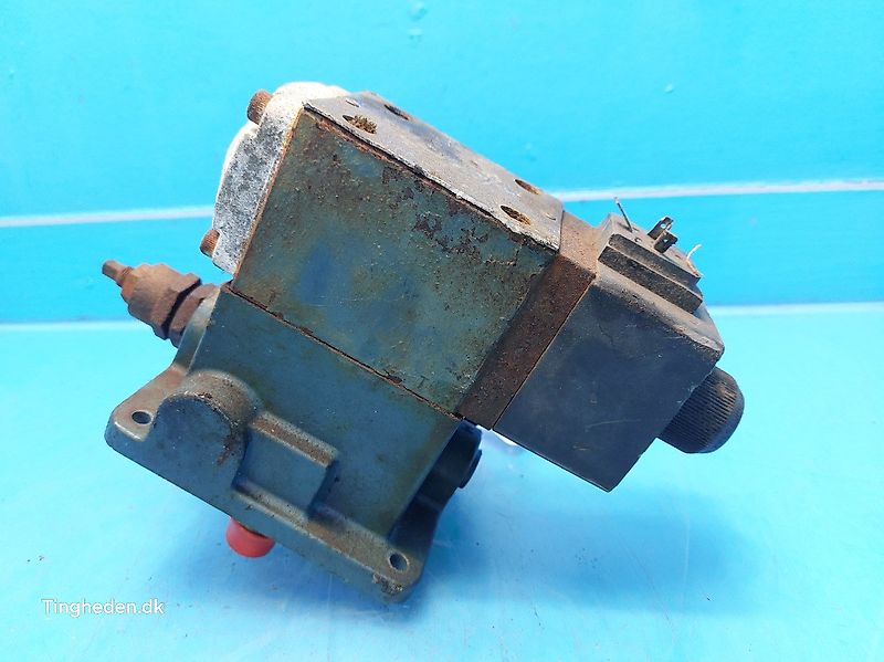 New Holland 4860S (Spare part/Reservedel/Ersatzteil)