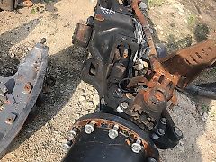 New Holland T7 - Zwolnica - Zwrotnica - Półoś - Skrzynia - Silnik - Siłowniki (Części zamienne)