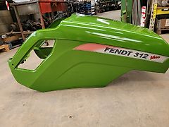 Fendt Motorkap Fendt 300 S4