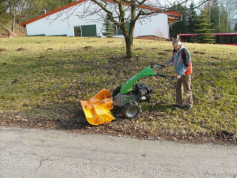 Humus SME Schlegelmulchgerät für Einachsschlepper und AEBI TC07