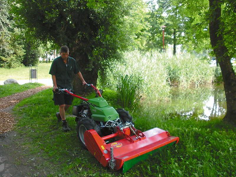 Humus SME Schlegelmulchgerät für Einachsschlepper und AEBI TC07