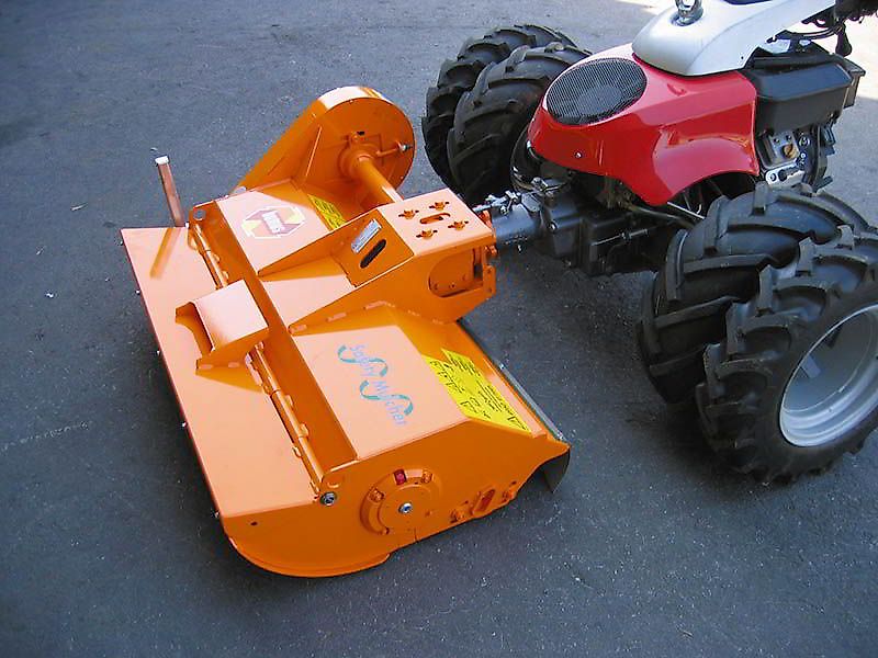 Humus SME Schlegelmulchgerät für Einachsschlepper und AEBI TC07