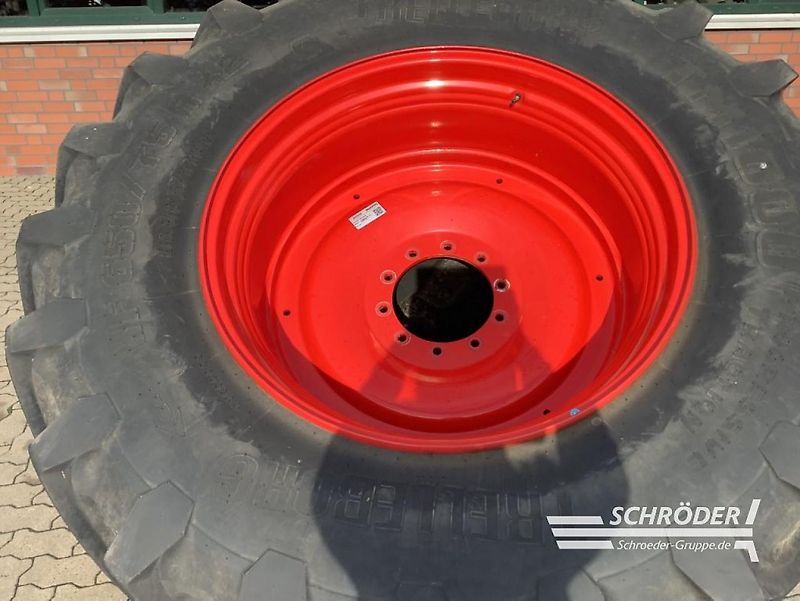 Trelleborg VF 600/70 R30 + VF 650/75 R42