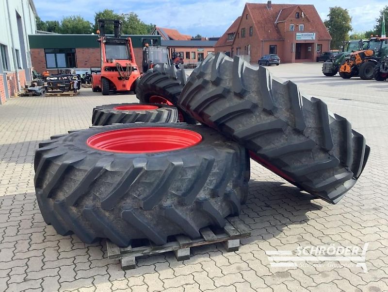 Trelleborg VF 600/70 R30 + VF 650/75 R42