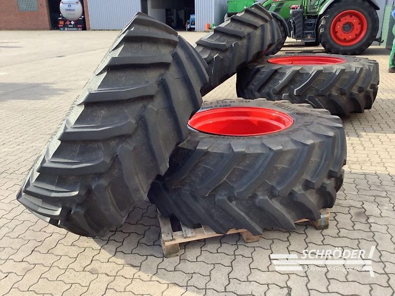 Trelleborg VF 600/70 R30 + VF 650/75 R42