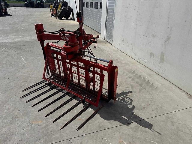 Kuhn B1201