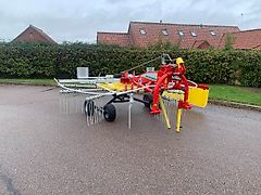 Pöttinger NEW Pottinger TOP 422 Single Rotor Rake For Sale