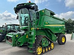 John Deere T670i