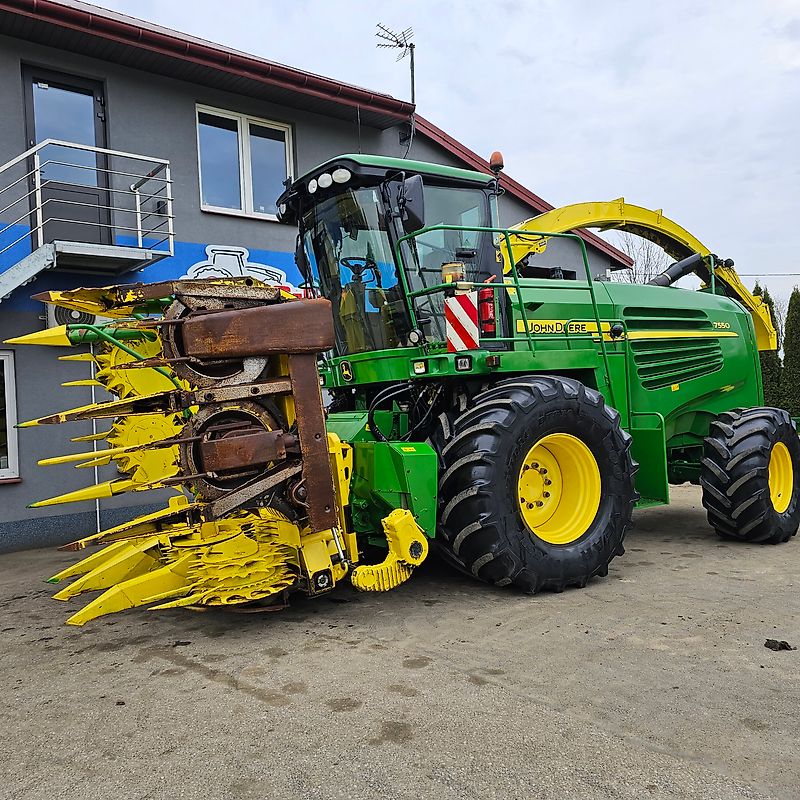 John Deere 7550