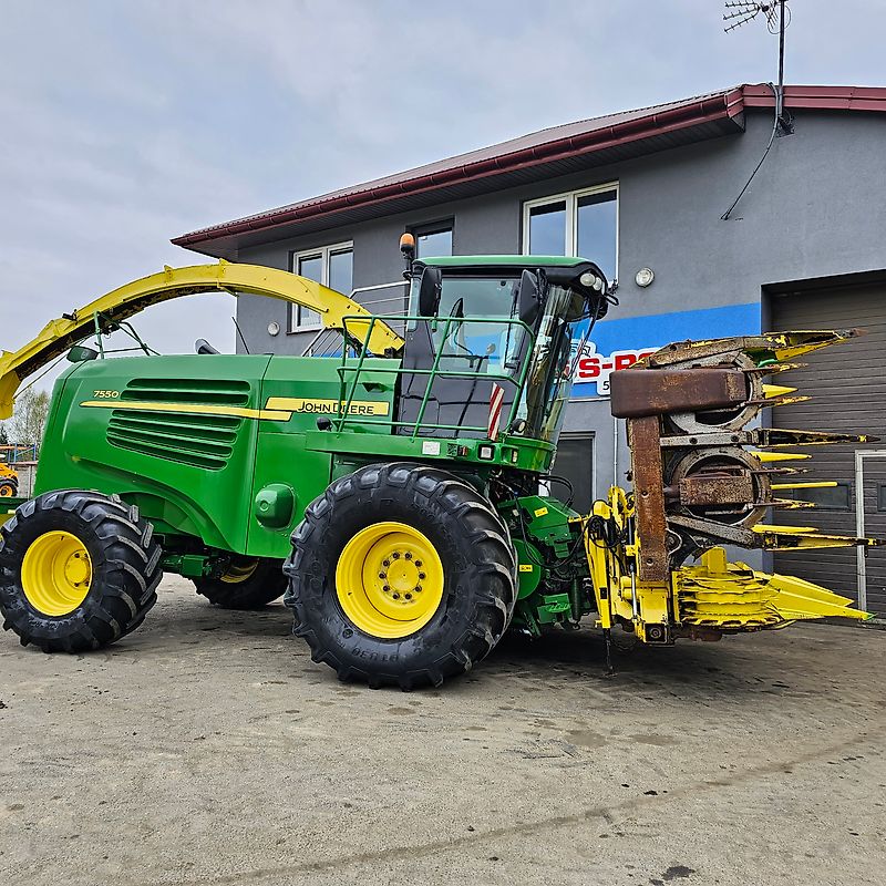 John Deere 7550