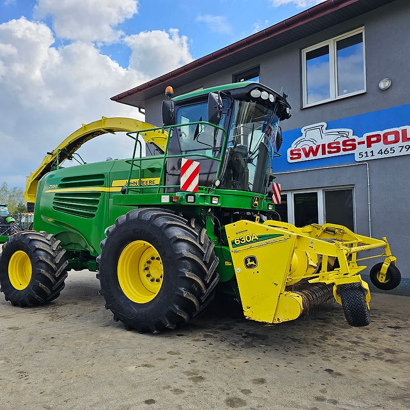 John Deere 7550