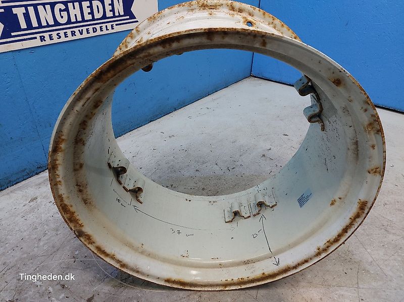 New Holland 28" 28XW15 (Spare part/Reservedel/Ersatzteil)