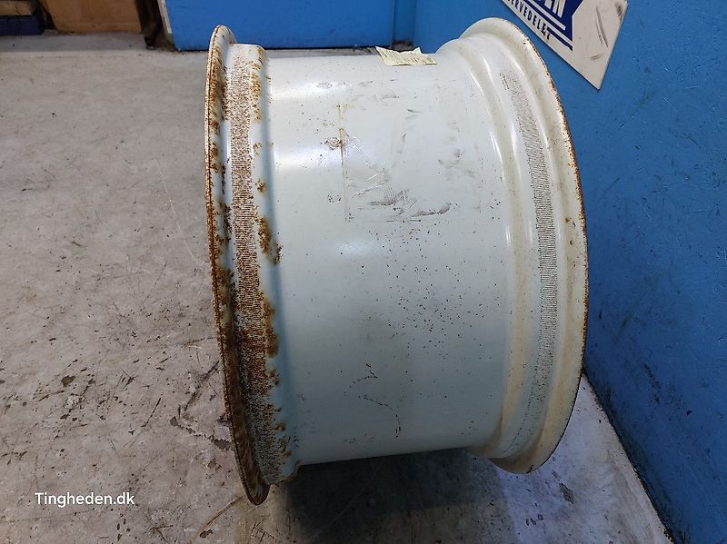 New Holland 28" 28XW15 (Spare part/Reservedel/Ersatzteil)