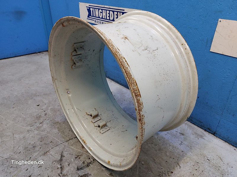 New Holland 28" 28XW15 (Spare part/Reservedel/Ersatzteil)