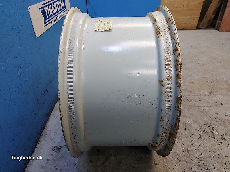 New Holland 28" 28XW15 (Spare part/Reservedel/Ersatzteil)