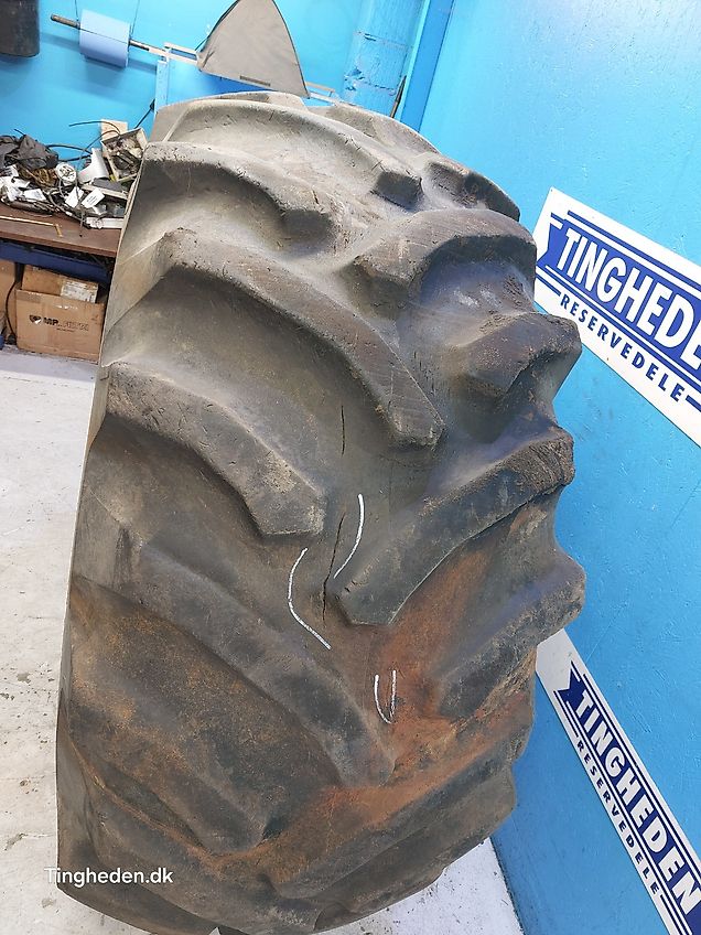 New Holland 32" 30.5L-32 (Spare part/Reservedel/Ersatzteil)