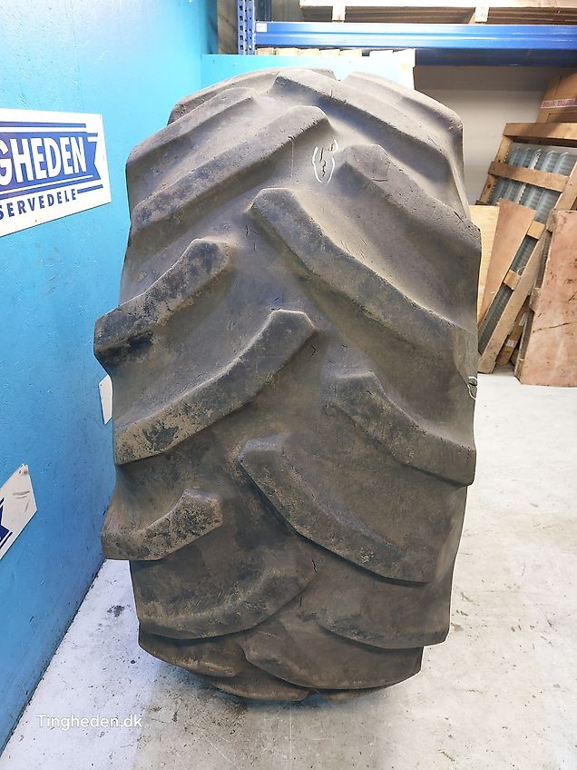 New Holland 32" 30.5L-32 (Spare part/Reservedel/Ersatzteil)